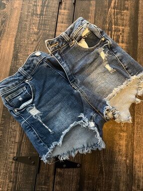 Women’s size 5 Wax Jean Distressed Blue Denim Cutoff Shorts